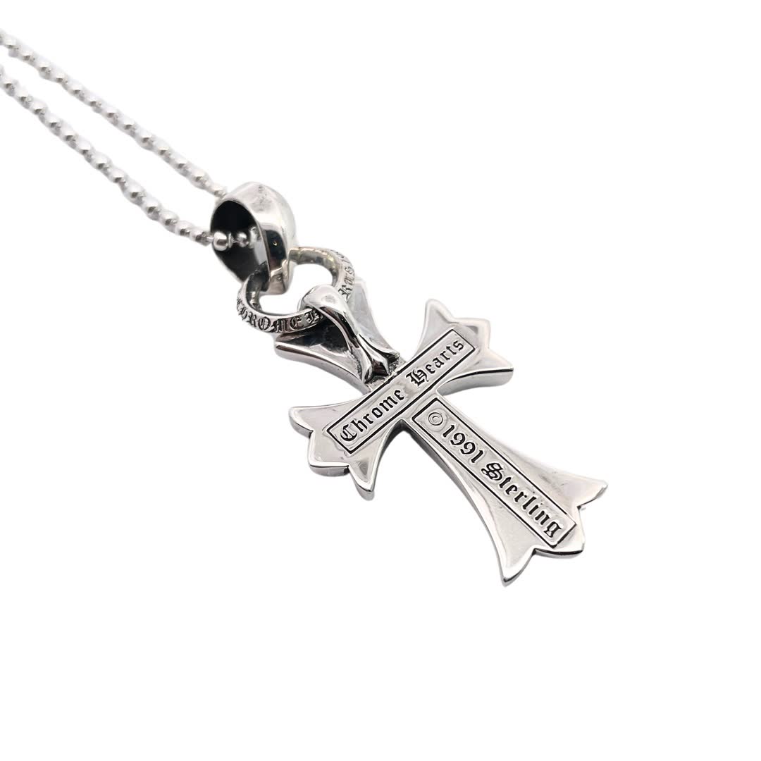 Chrome Hearts Elegant Silver Cross Pendant with Diamonds